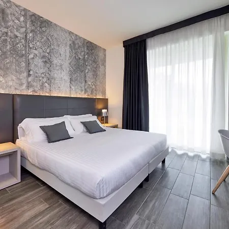 Park Casimiro 4* Сан-Феличе-дель-Бенако