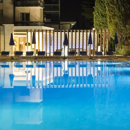 Отель Park Casimiro 4*